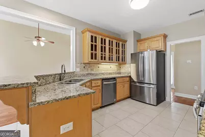 110 Lyndhurst Way, Sharpsburg, GA 30277 - Photo 9