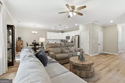 77 Portico Place, Newnan, GA 30265 - Photo 9