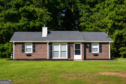 1046 Country Club Road, Newnan, GA 30263 - Photo 1