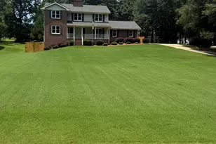 2080 Castle Lake Dr, Tyrone, GA 30290 - Photo 3