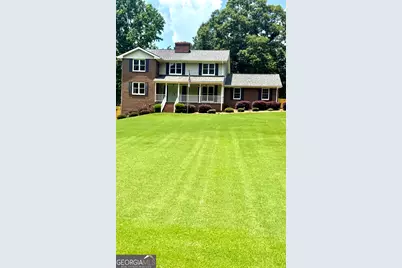 2080 Castle Lake Drive, Tyrone, GA 30290 - Photo 1