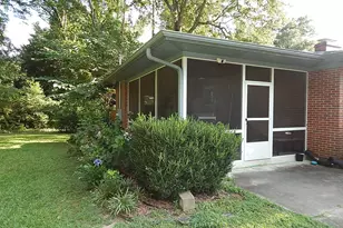 203 Spring St, Warner Robins, GA 31088 - Photo 25