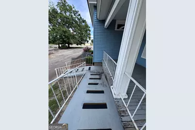 526 Academy Avenue, Dublin, GA 31021 - Photo 9