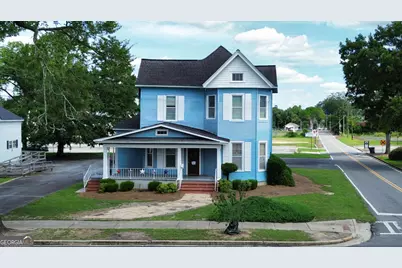 526 Academy Avenue, Dublin, GA 31021 - Photo 1