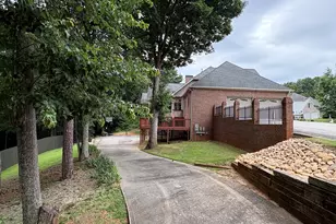 1434 Lost Bridge Rd, Marietta, GA 30008 - Photo 5