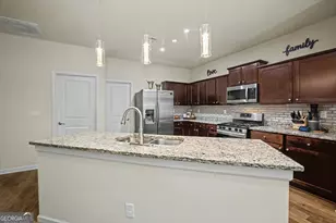 6526 St Mark Way, Fairburn, GA 30213 - Photo 9