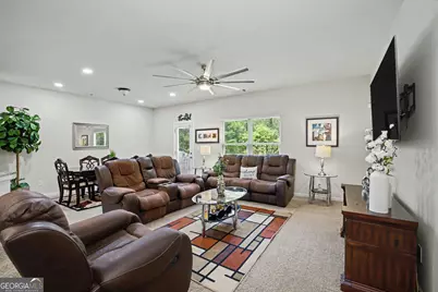 6526 Saint Mark Way, Fairburn, GA 30213 - Photo 5