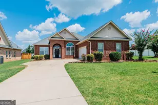 600 Trails End Cir, Bonaire, GA 31005 - Photo 1