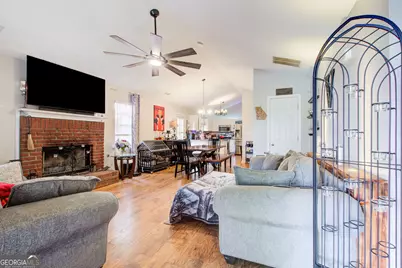 204 Crystal Court, Hampton, GA 30228 - Photo 5