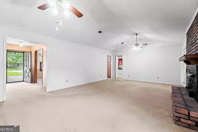 115 Foxfire Drive, Warner Robins, GA 31093 - Photo 9