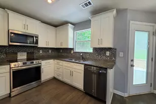 241 Hamilton Dr, Jefferson, GA 30549 - Photo 5