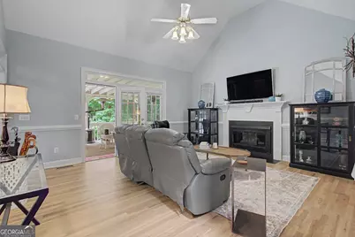 22 Shoreline Drive, Newnan, GA 30263 - Photo 11