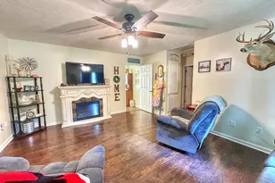 448 Hampton Green Dr, Lagrange, GA 30240 - Photo 3