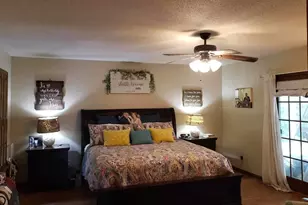 210 Pineview Ave, Baxley, GA 31513 - Photo 13