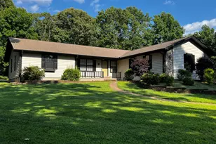 416 Glade Rd, Mount Airy, GA 30563 - Photo 1