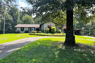416 Glade Rd, Mount Airy, GA 30563 - Photo 1