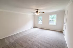 4615 Creek Bluff Dr, Buford, GA 30518 - Photo 11