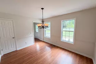4615 Creek Bluff Dr, Buford, GA 30518 - Photo 9