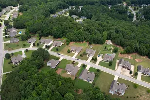 913 Ashland Falls Dr, Monroe, GA 30656 - Photo 9