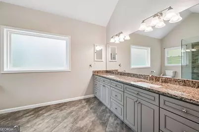 1184 Staples Drive SW, Lilburn, GA 30047 - Photo 33