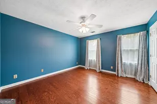 1184 Staples Dr SW, Lilburn, GA 30047 - Photo 23