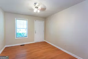 664 Bellemeade Ave NW, Atlanta, GA 30318 - Photo 7