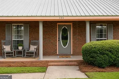 133 English Street E, Douglas, GA 31535 - Photo 1
