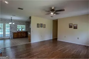 133 English St, Douglas, GA 31535 - Photo 5