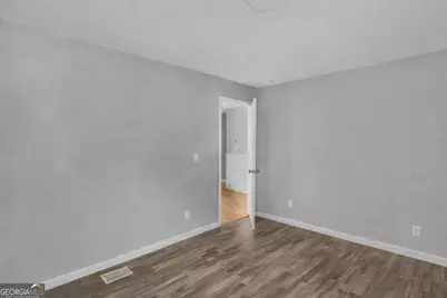 477 Fairlane Circle NW, Atlanta, GA 30331 - Photo 9