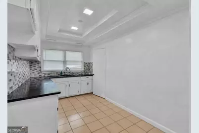 477 Fairlane Circle NW, Atlanta, GA 30331 - Photo 5