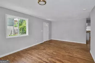 477 Fairlane Cir NW, Atlanta, GA 30331 - Photo 3
