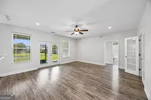 203 Waters Edge Dr, Kingsland, GA 31548 - Photo 13