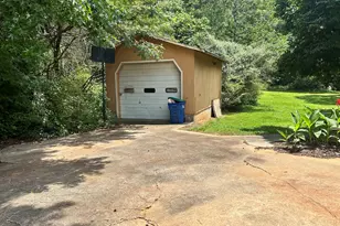 7090 Rivertown Rd, Fairburn, GA 30213 - Photo 3