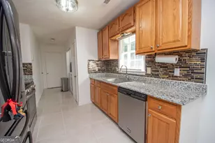 130 Gales Way, Newnan, GA 30263 - Photo 11