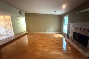 2021 Huntcliff Dr, Lawrenceville, GA 30043 - Photo 13