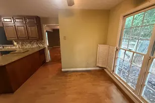 2021 Huntcliff Dr, Lawrenceville, GA 30043 - Photo 9