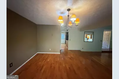 2021 Huntcliff Drive, Lawrenceville, GA 30043 - Photo 11
