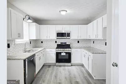 1231 Catalina Parkway, McDonough, GA 30252 - Photo 3