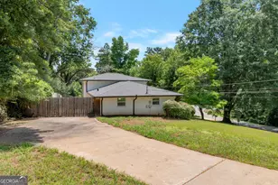 3102 Edgewater Dr, Gainesville, GA 30501 - Photo 5