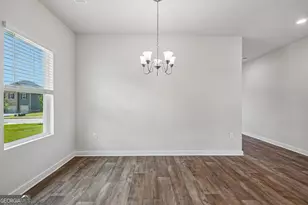 1574 Sungrown Wy, McDonough, GA 30253 - Photo 3