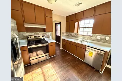 635 Catrina Court, Stone Mountain, GA 30087 - Photo 7