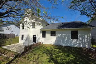 635 Catrina Ct, Stone Mountain, GA 30087 - Photo 3