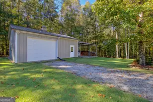 1040 Bob Smith Rd, Sharpsburg, GA 30277 - Photo 37