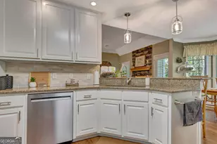 1040 Bob Smith Rd, Sharpsburg, GA 30277 - Photo 19