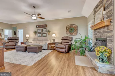 1040 Bob Smith Road, Sharpsburg, GA 30277 - Photo 11