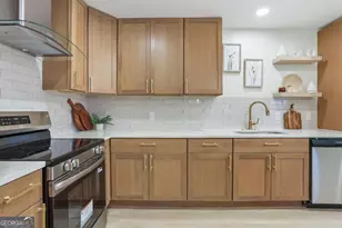 1217 E 34th St, Savannah, GA 31404 - Photo 17