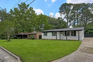 1217 E 34th St, Savannah, GA 31404 - Photo 3