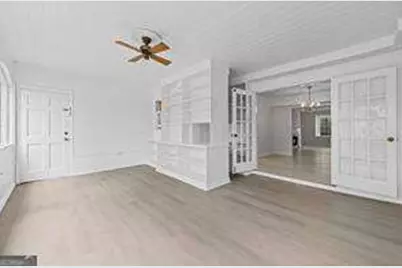 70 Chaumont Square NW, Atlanta, GA 30327 - Photo 19
