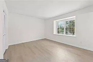 70 Chaumont Square NW, Atlanta, GA 30327 - Photo 21