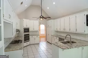 6015 Cedar Lake Trail, Loganville, GA 30052 - Photo 9